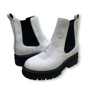 Marc Fisher MLPrivi White Leather Chelsea Boots Platform Lug Sole Womens 6.5M